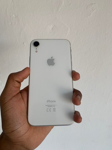 iPhone XR