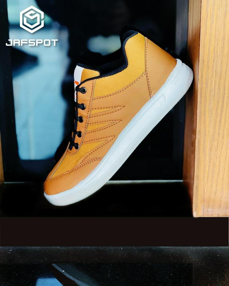Men's Desert Sneakers