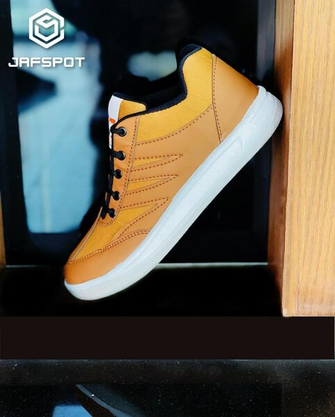 Men's Desert Sneakers