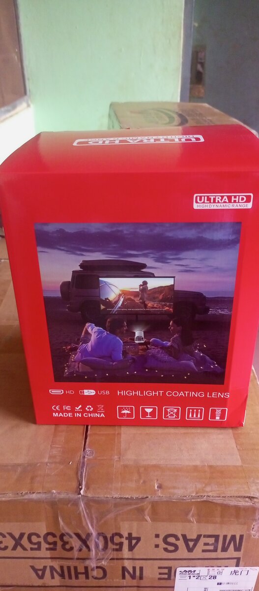 2.4G wireless Game projector