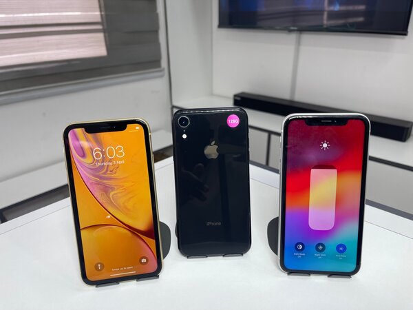 iPhone XR