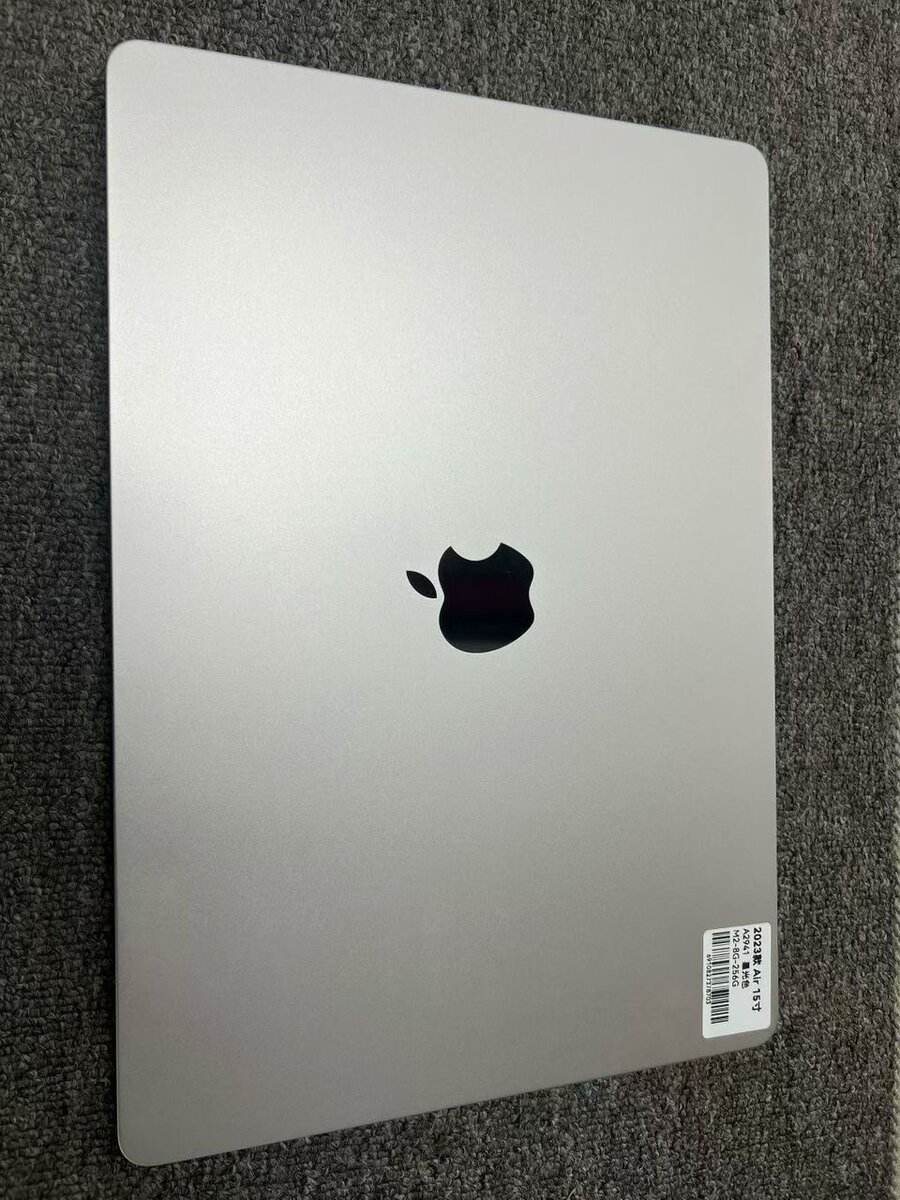 MacBook Air 2023 M2