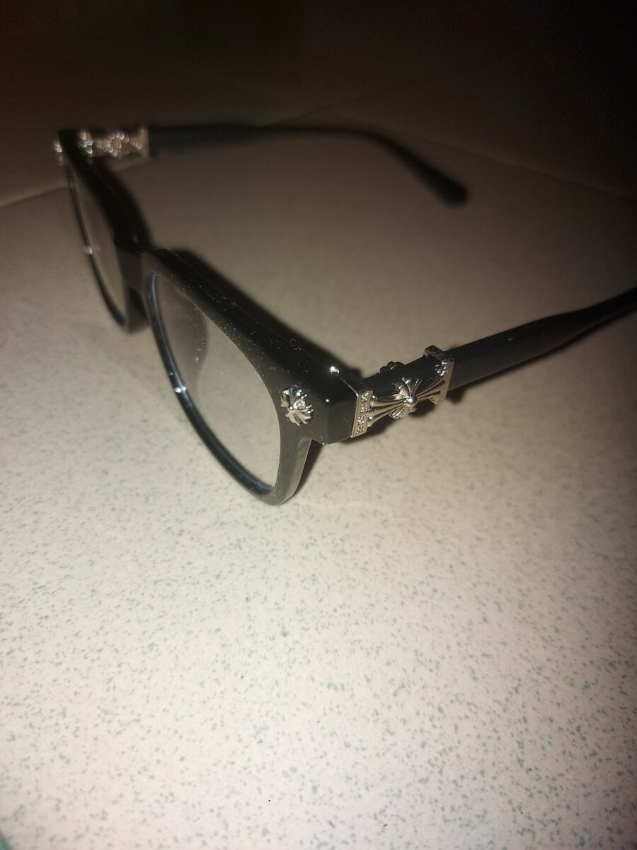 Lunettes Chrome Hearts