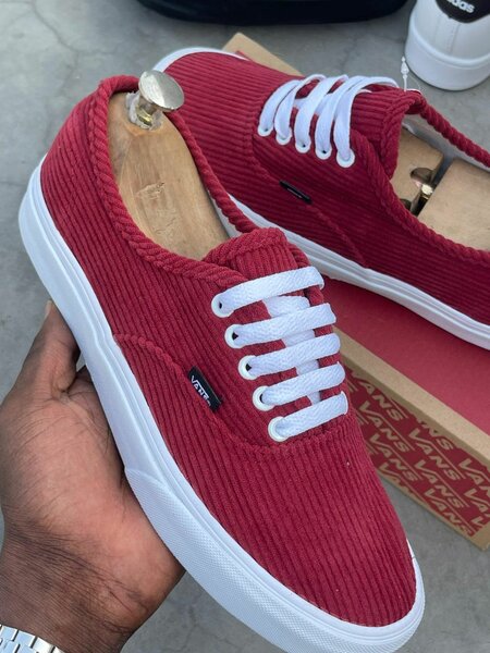 Chaussures en toile rouge unisexe