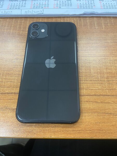 iPhone 11