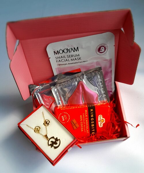 Beautiful and budget friendly Vals Gift or Birthday Gift for