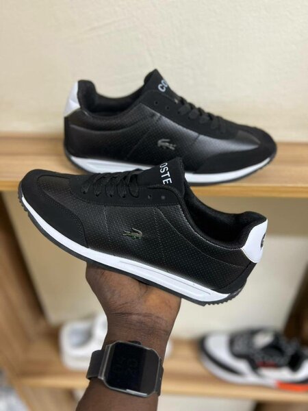 Baskets noires élégantes homme