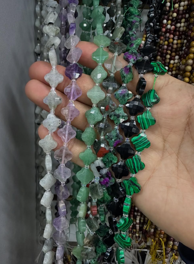 Зергерчилик үчүн табигый таш шурулар-аметист, авентурин, малахит, турмалин