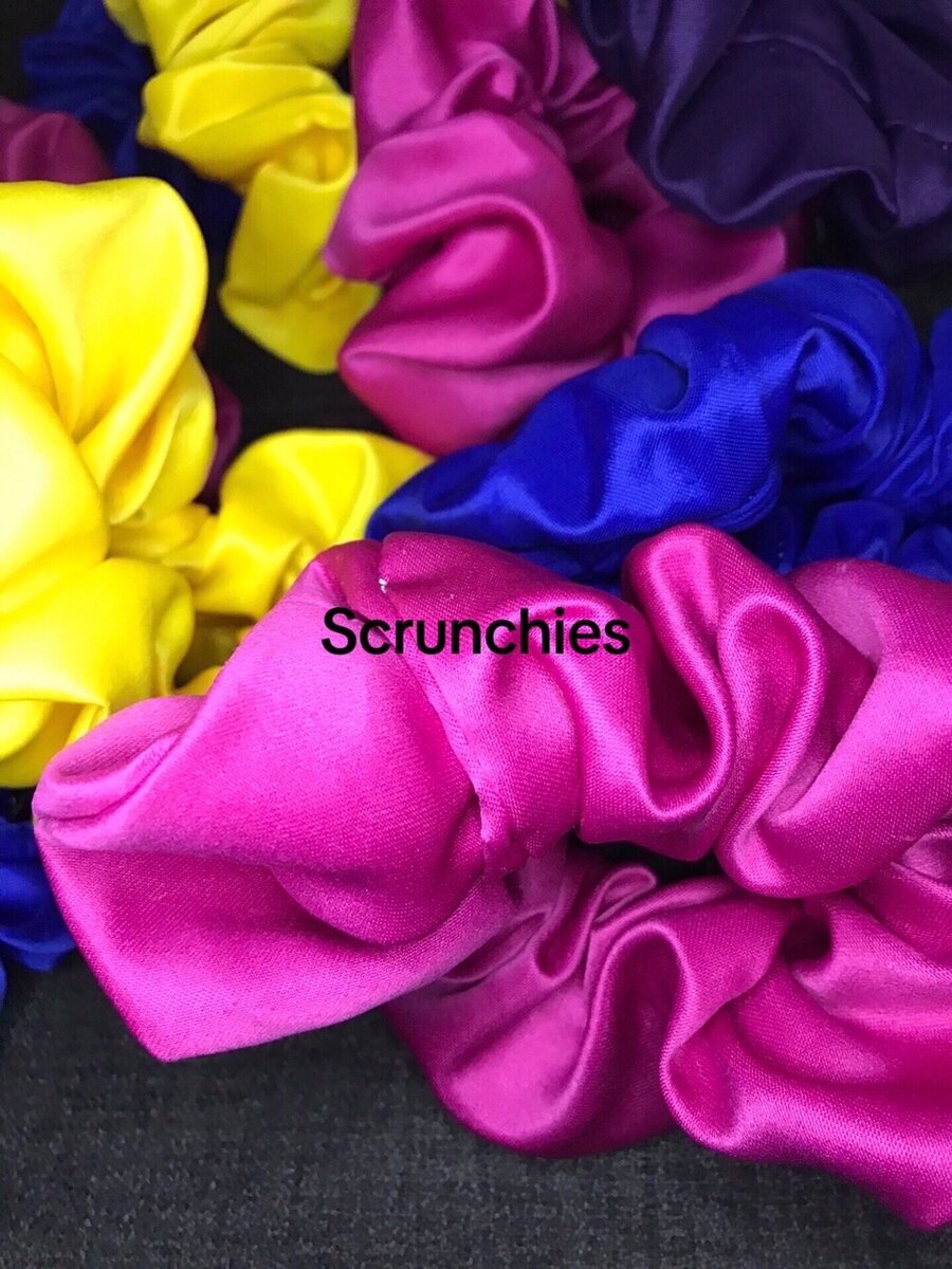 SCRUNCHIE