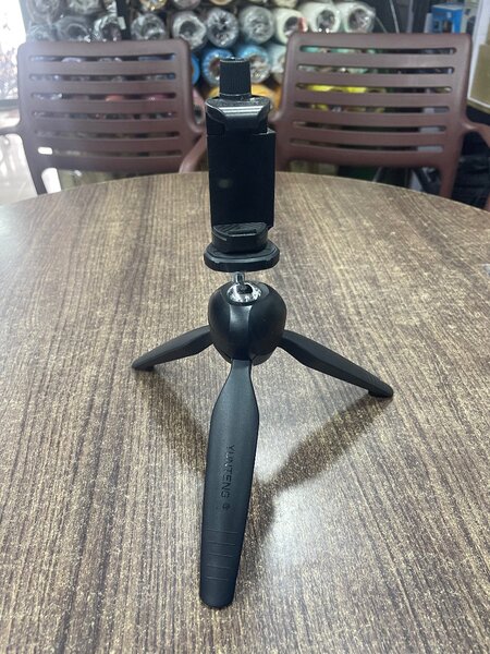 Trépied de téléphone