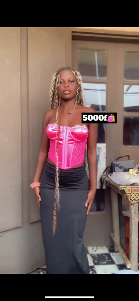 Corset rose élégant