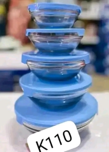 Plastic storage bowls