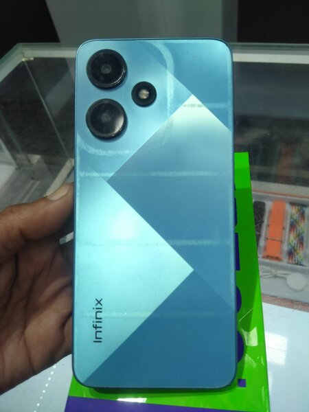 Infinix Hot 30i