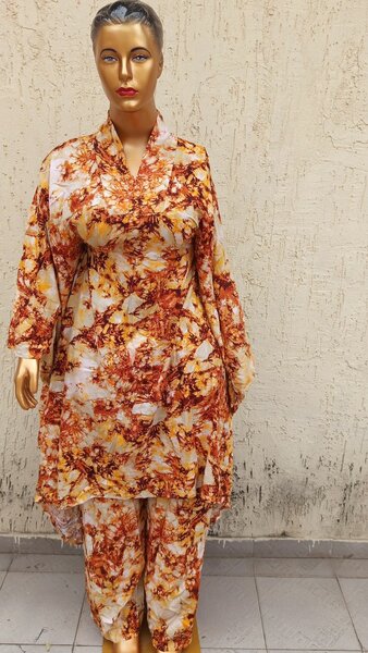 Tenue décontractée femme imprimée