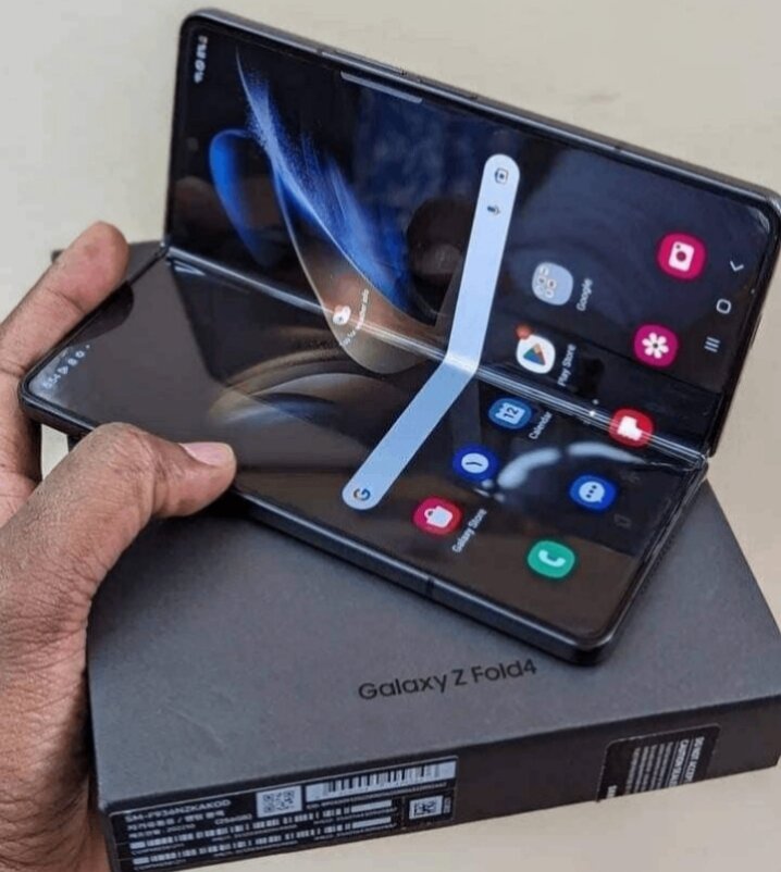 Samsung Galaxy Z Fold4