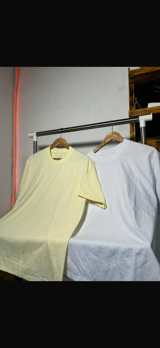 T-shirts basiques unis variés