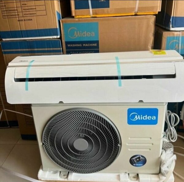 MIDEA AIR CONDITIONER