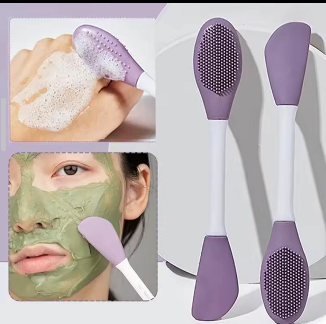 Silicone Lip and Face Brush.  (Two sided Applicator)