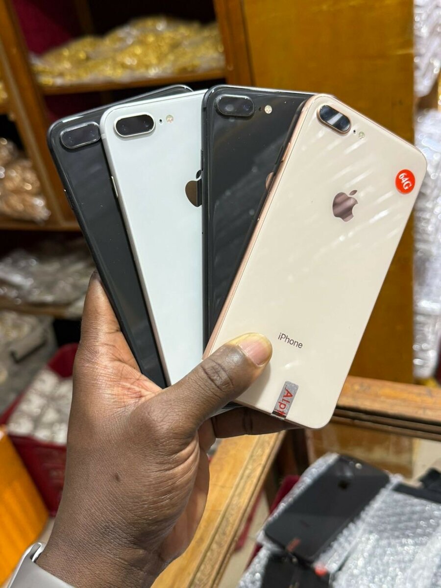 iPhone 8 Plus 64G colis