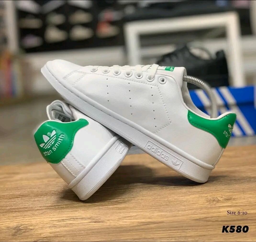 STAN SMITH