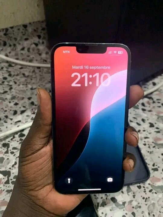 iPhone avec Trois Caméras