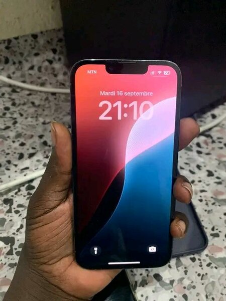 iPhone avec Trois Caméras