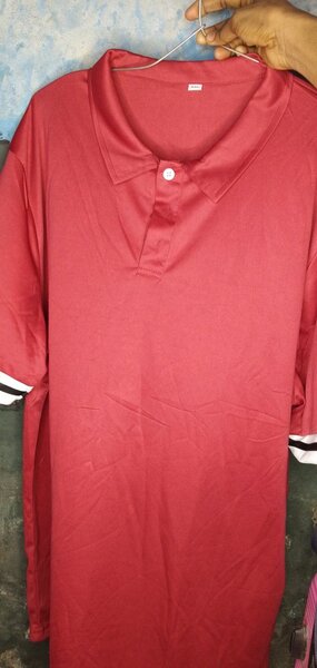 Polo ample rouge manches courtes