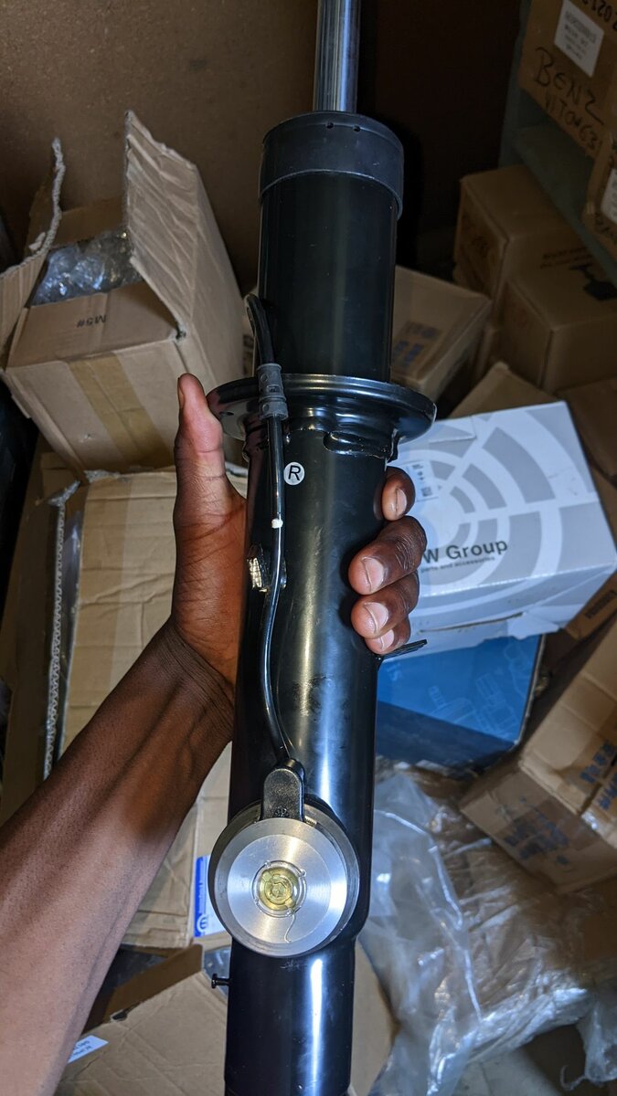 Front Electric Air Shocks For BMW X6 F86 & X5 F15 2017 - 202