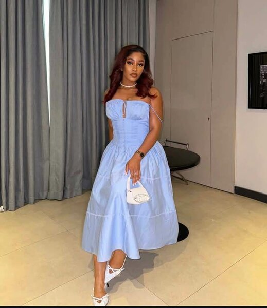 Robe midi élégante femme