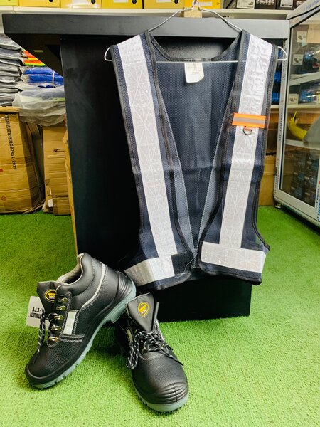 Reflective Net vest (with high visibility tapes)