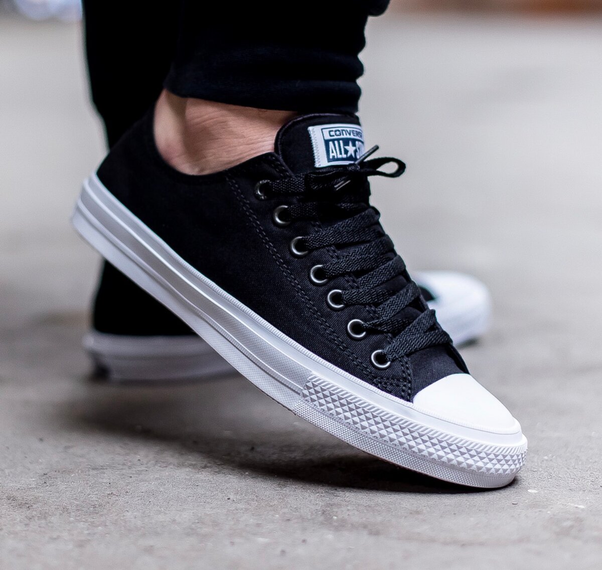 Baskets noires classiques unisexes