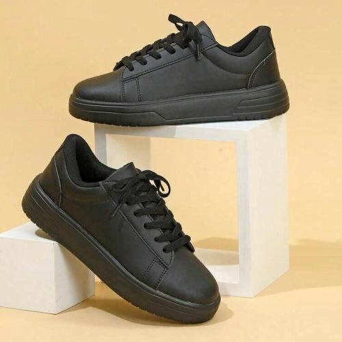 Chaussures noires pour enfant