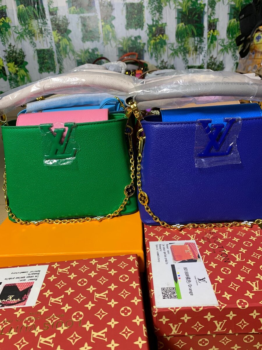 Sacs à main colorés élégants