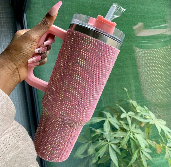 Gourde à paillettes rose