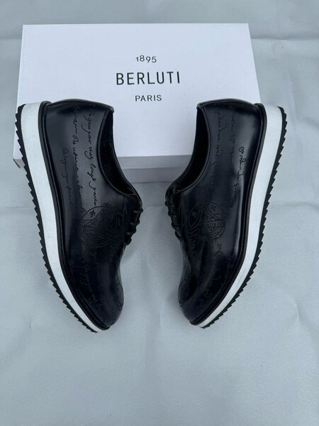 Chaussures Berluti en Cuir Noir