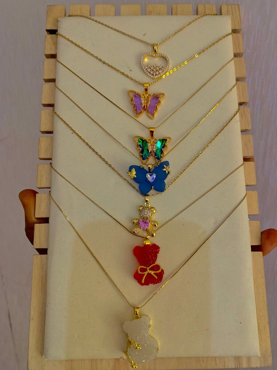 Ladies necklaces