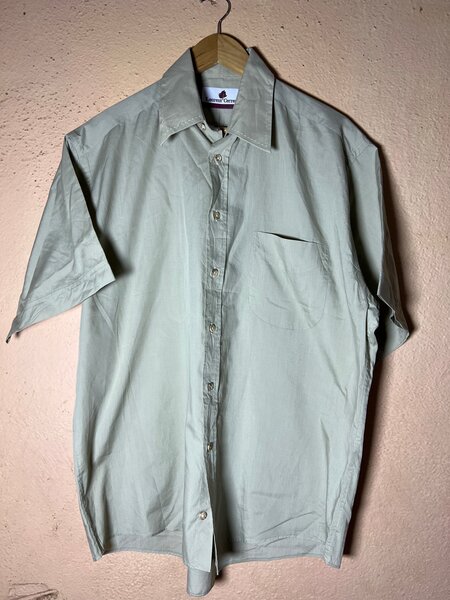 Chemise classique beige homme