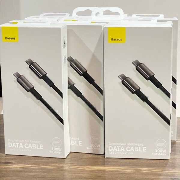 USB-C to USB-C Fast Charger / Cable