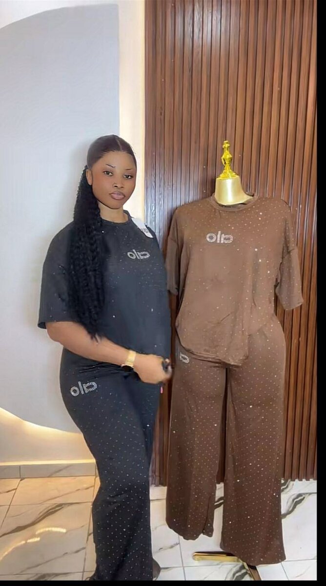 Ensemble moderne femmes