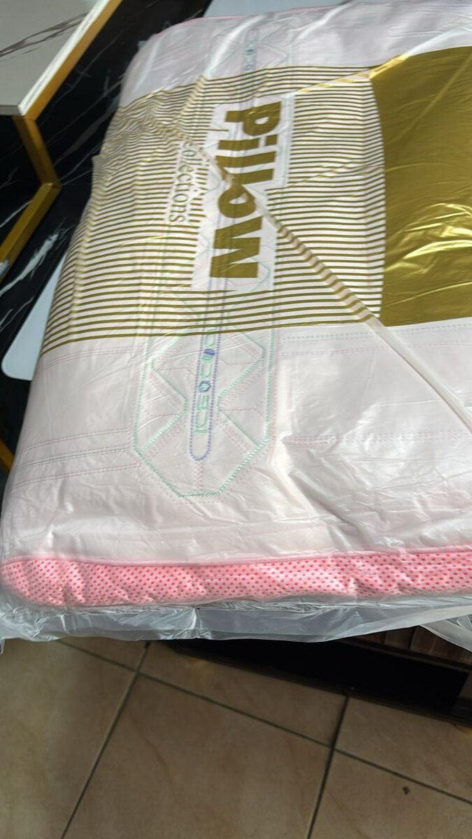 Coussins importés très bonne qualité