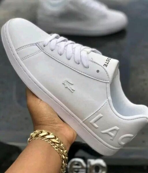Sneakers en cuir blanc
