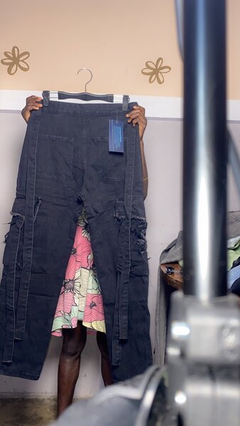 Pantalon cargo noir tendance