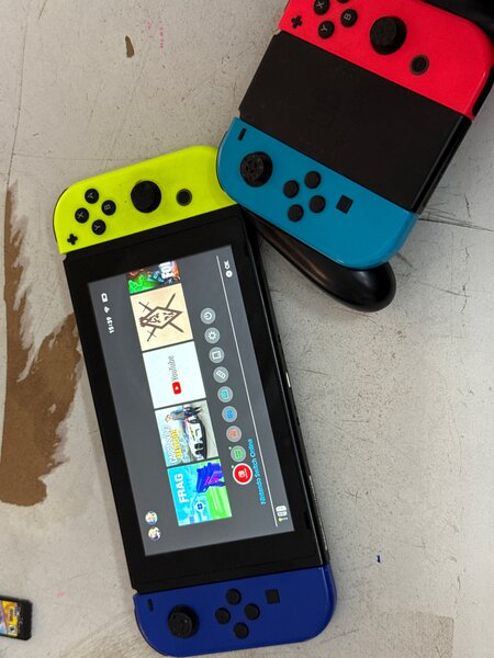 Nintendo Switch Console Set