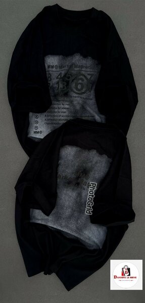 T-shirt noire décontractée