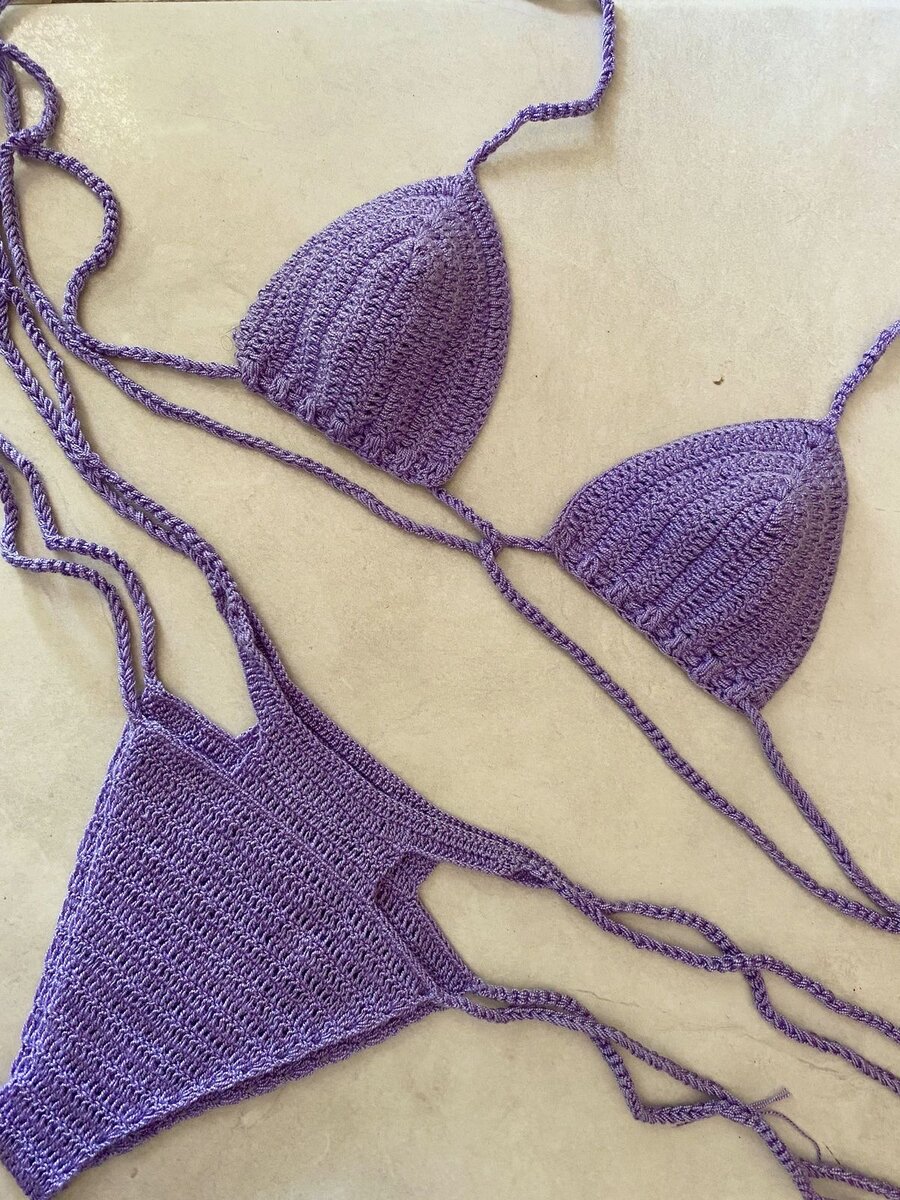 Ensemble de bikini au crochet
