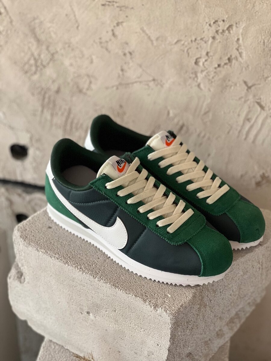 Nike Cortez