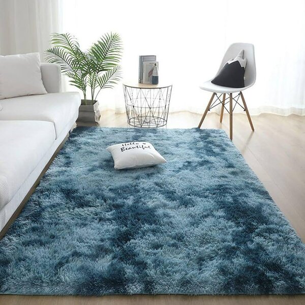 Tapis bleu shaggy doux