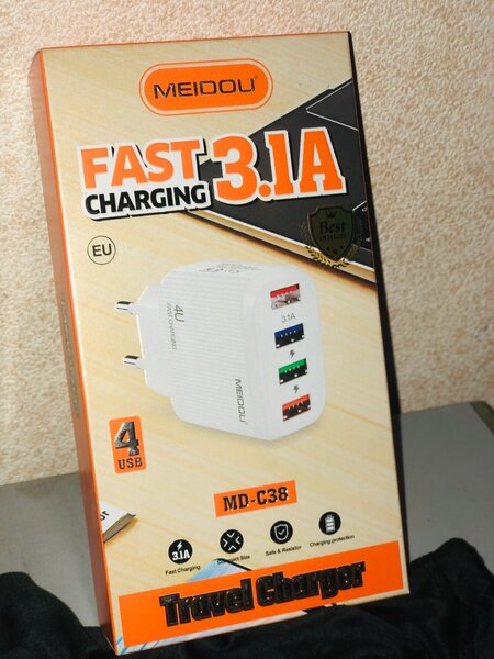 4 pin Fast Charger AC 100-240V