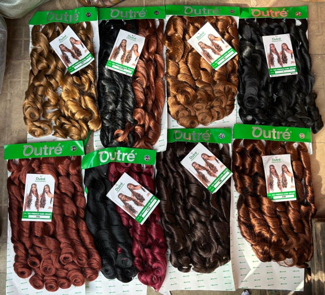 Extensions bouclées synthétiques