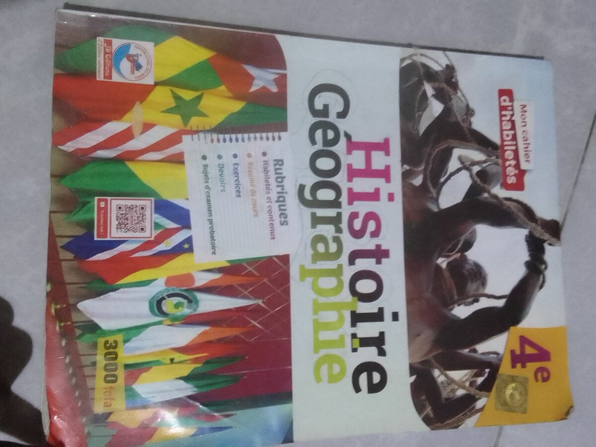 Livre d'Histoire et Géographie 4e